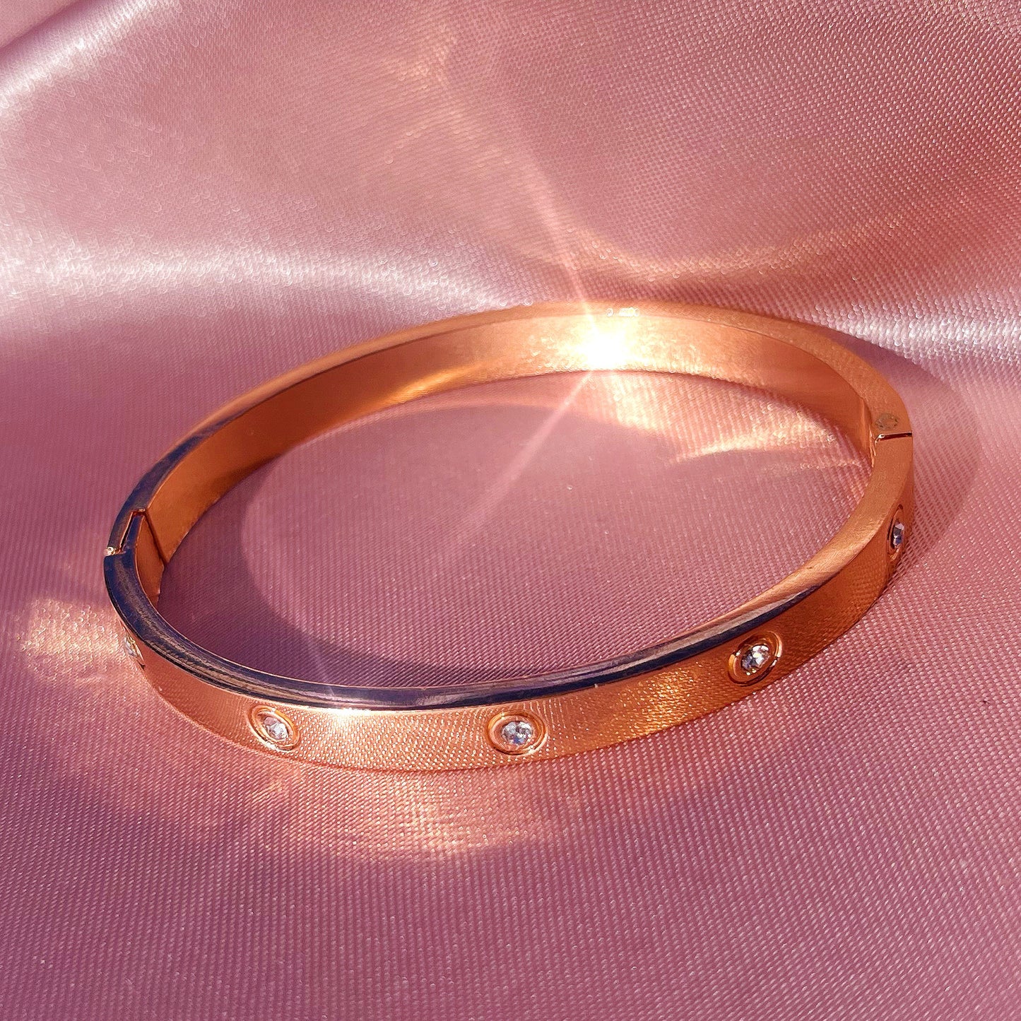 Dolly Bangle - Gold